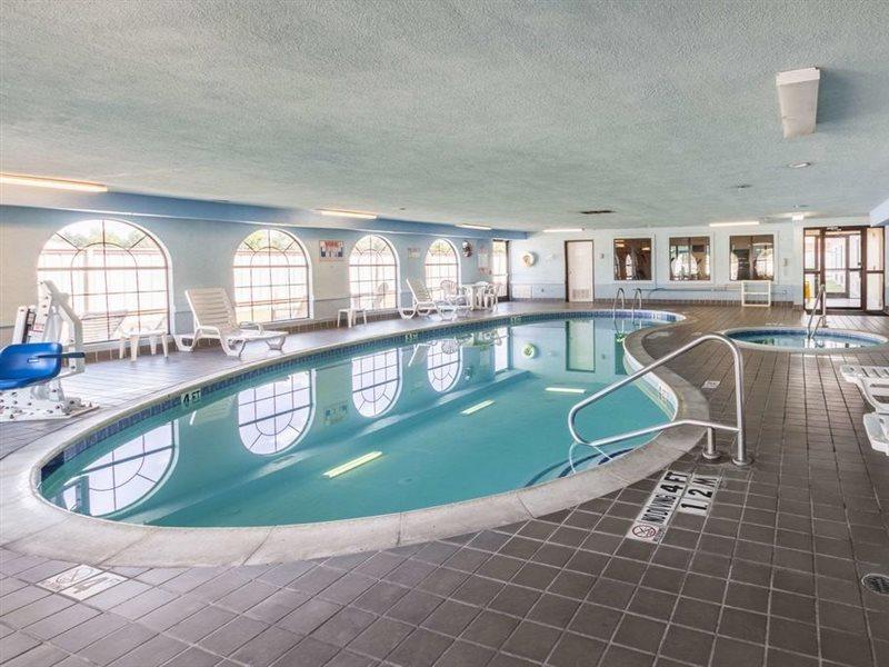 Quality Suites Burleson - Ft Worth Eksteriør billede