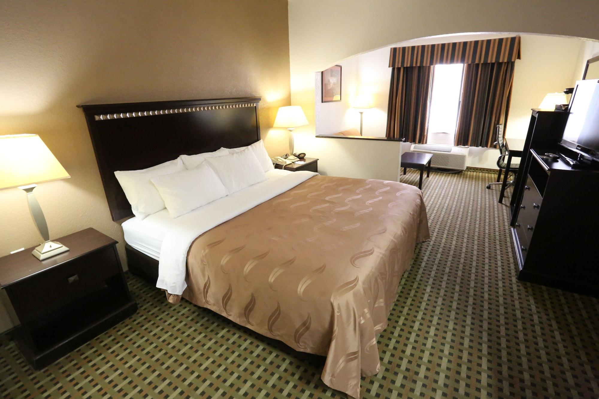 Quality Suites Burleson - Ft Worth Eksteriør billede