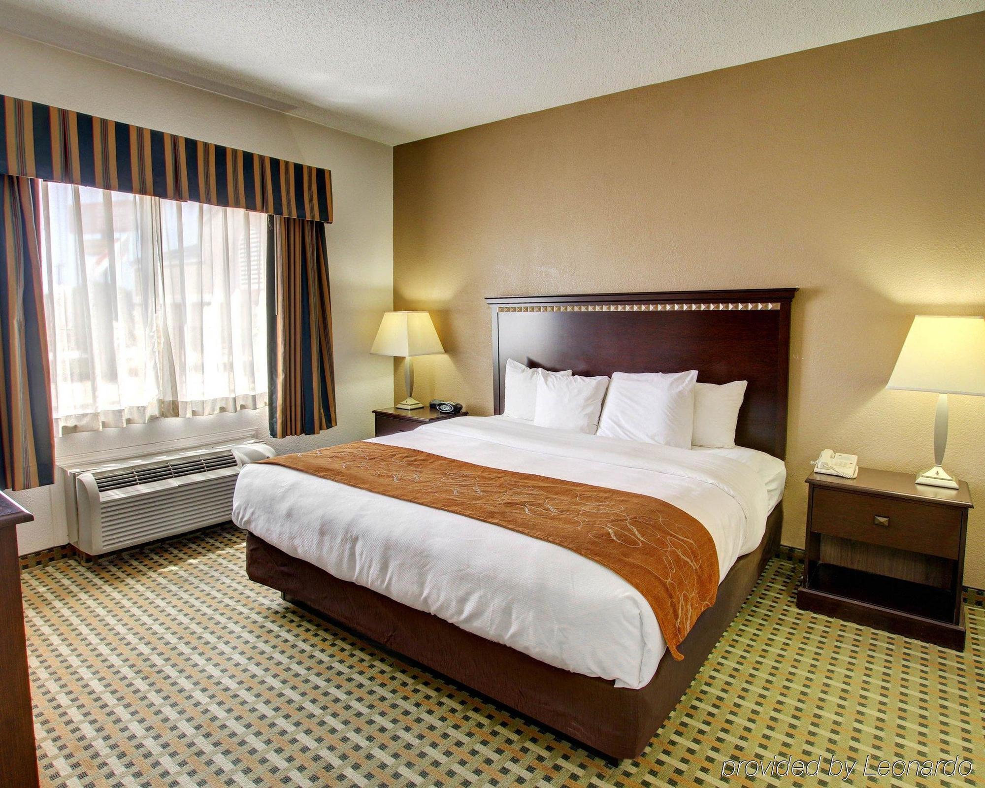Quality Suites Burleson - Ft Worth Eksteriør billede