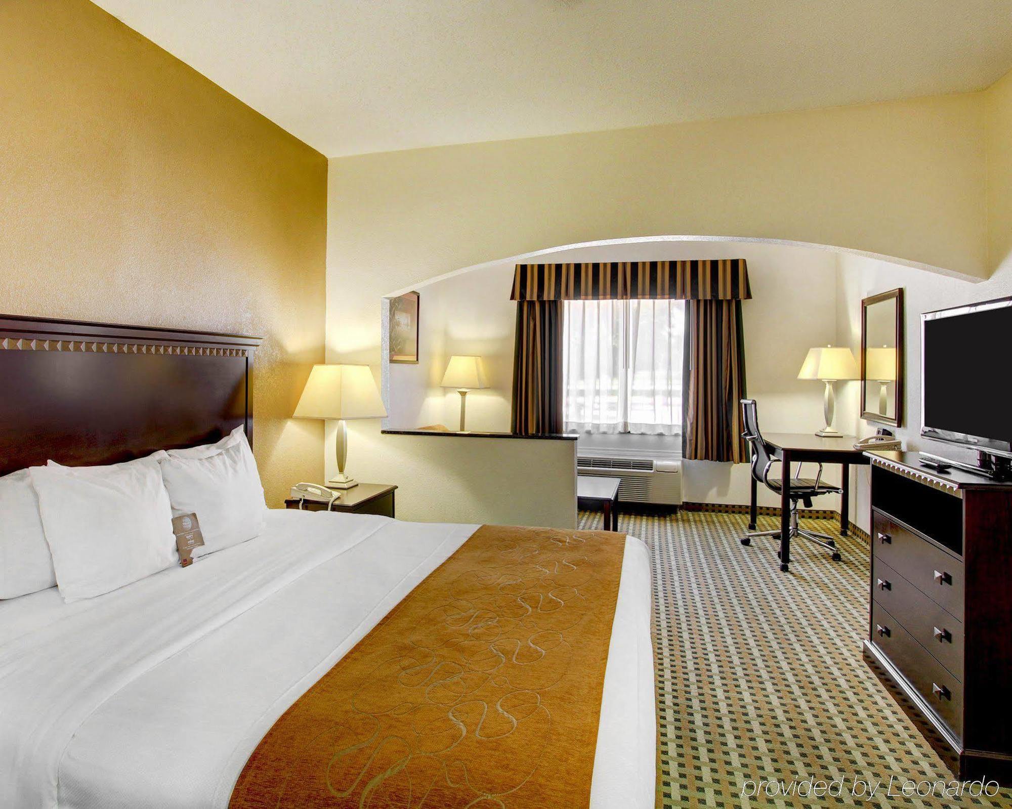Quality Suites Burleson - Ft Worth Eksteriør billede