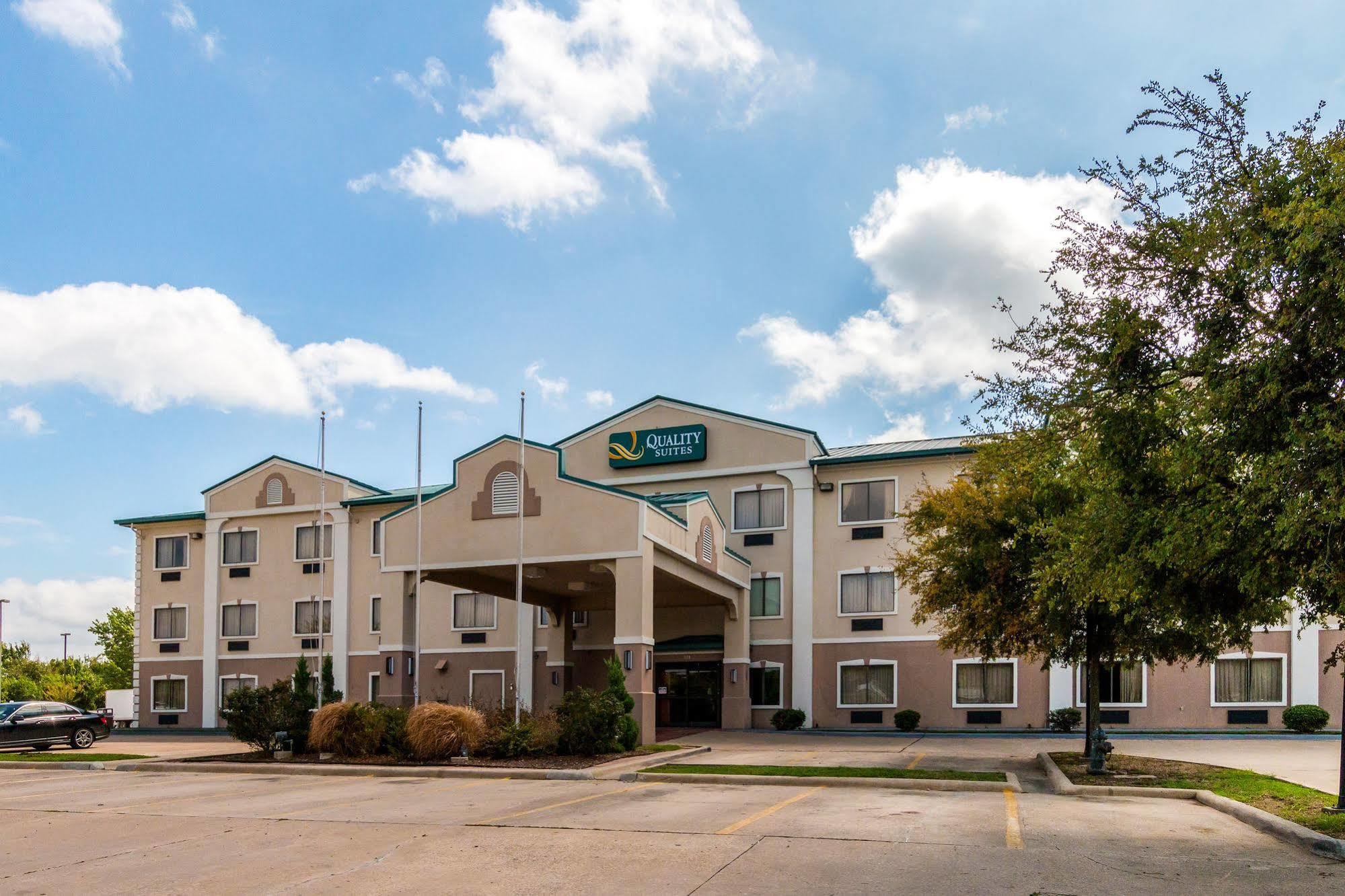 Quality Suites Burleson - Ft Worth Eksteriør billede